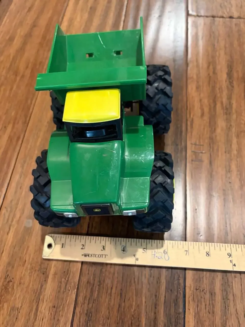 ERTL John Deere Monster Treads Dump Truck Green Toy
